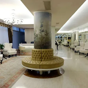 hotel-roxy-plaza.hotelinveneto.com/